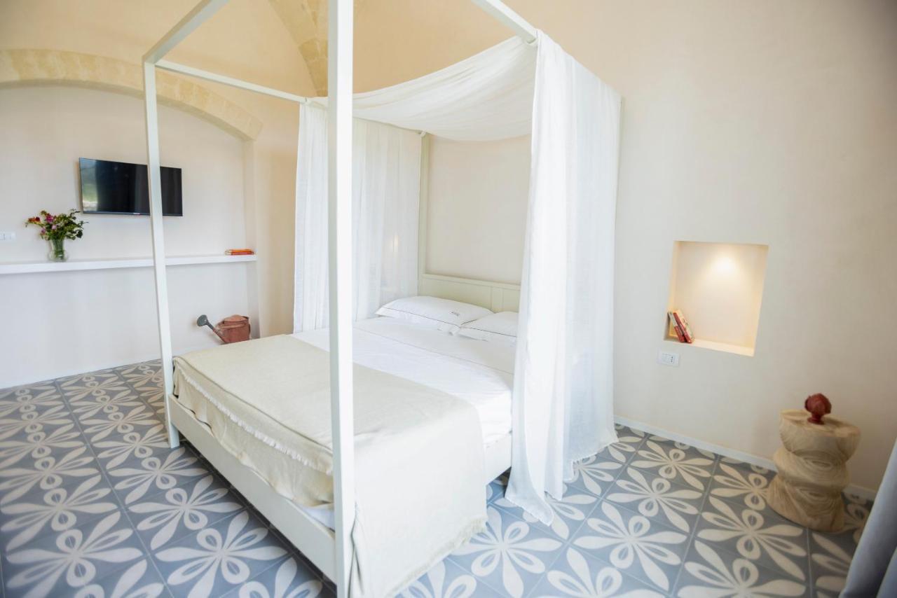 Dimora La Scaledda Bed and Breakfast Serranova Eksteriør billede